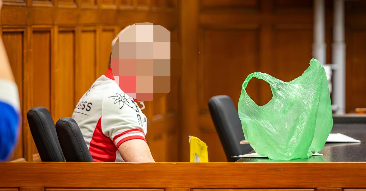Vater nimmt Baby als Geisel: Jetzt spricht der Angeklagte