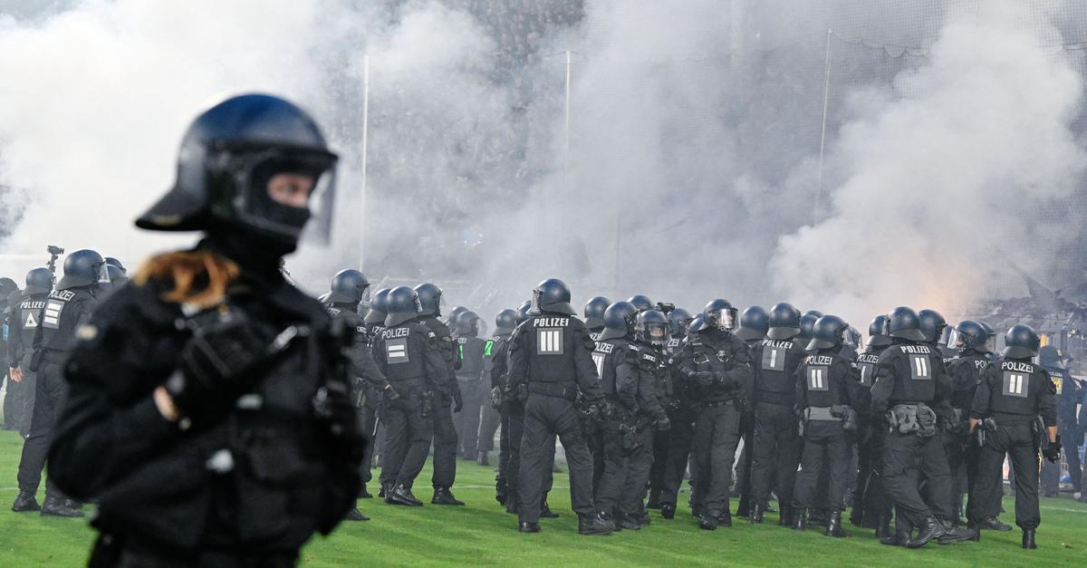 Nach Pokal-Ausschreitungen: FCK verschärft Sicherheit