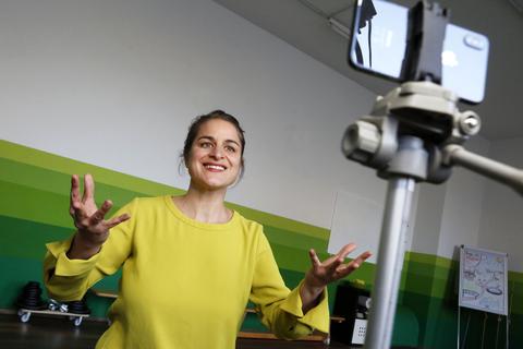 Die Sportwissenschaftlerin Mareike Schwed aus Pfungstadt will Online-Kurse für Long-Covid-Patienten anbieten, die an einer Form von Fatigue leiden. Foto: Karl-Heinz Bärtl