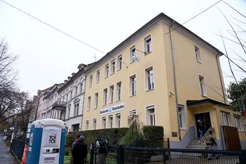 Auch in der Teestube der Diakonie haben manche Wohnungslose wegen ihres Verhaltens Hausverbot. 