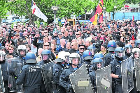 Auch in Frankfurt haben Rechtsextreme - wie hier vor drei Jahren - immer mal wieder demonstriert. Archivfoto: dpa
