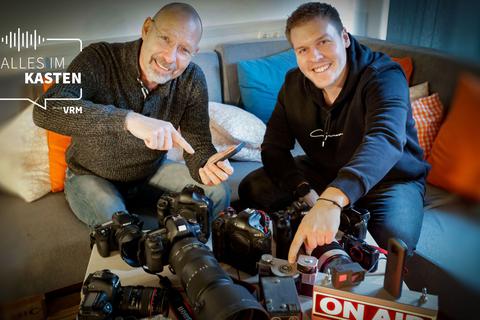 Smartphone, Analog-, Digital- oder Sofortbildkamera? Sascha und Lukas sagen euch, welche Kamera die "beste" ist.