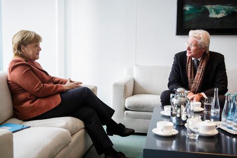 Angela Merkel trifft Schauspieler Richard Gere. Foto: Sandra Steins/Bundesregierung/dpa