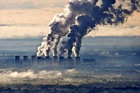 Kann CO2-Speicherung  fossile Kraftwerke klimafreundlicher machen? © ZB/Patrick Pleul