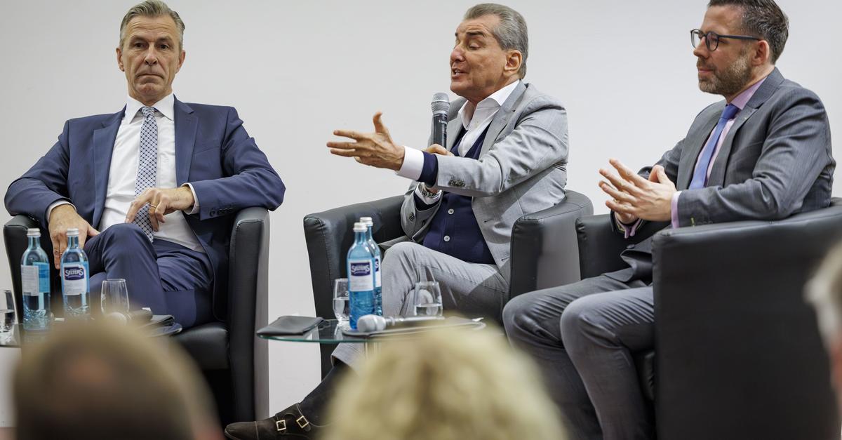 RLP: Justizminister Philipp Fernis diskutiert über Parteiverbotsverfahren