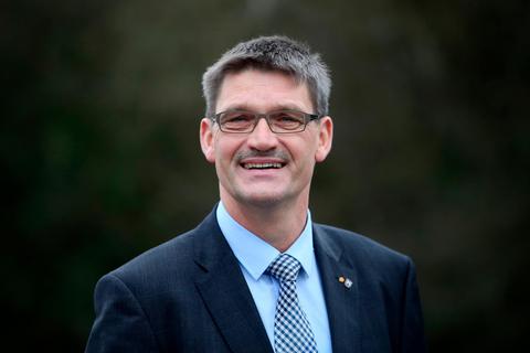 Landkreistagspräsident Günther Schartz erwartet wegen des  Lockdowns zunehmenden Druck aus der Bevölkerung. Foto: dpa 