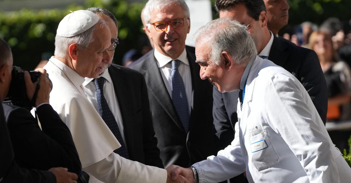 Was die Sorge um den krebskranken Papst Leo XIV. bedeutet und wie es ...