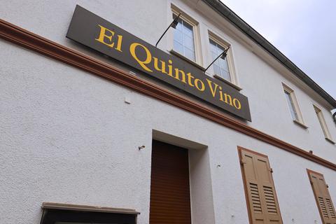 Im „El Quinto vino“ gibt es solide spanische Küche. Foto: Andreas Kelm