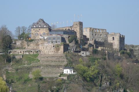 Blick auf die Burg Rheinfels. Foto: Burg Rheinfels 