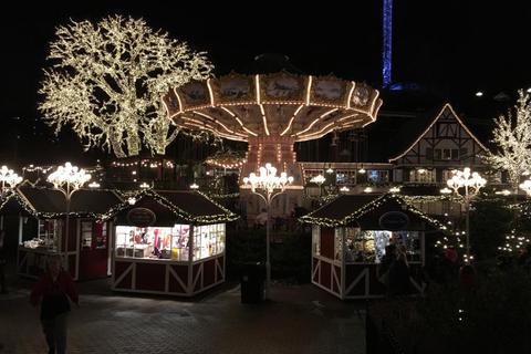 Der Freizeitpark Liseberg verwandelt sich im Dezember in ein Weihnachtswunderland mit vielen Attraktionen.Foto: Ute Strunk  Foto: Ute Strunk