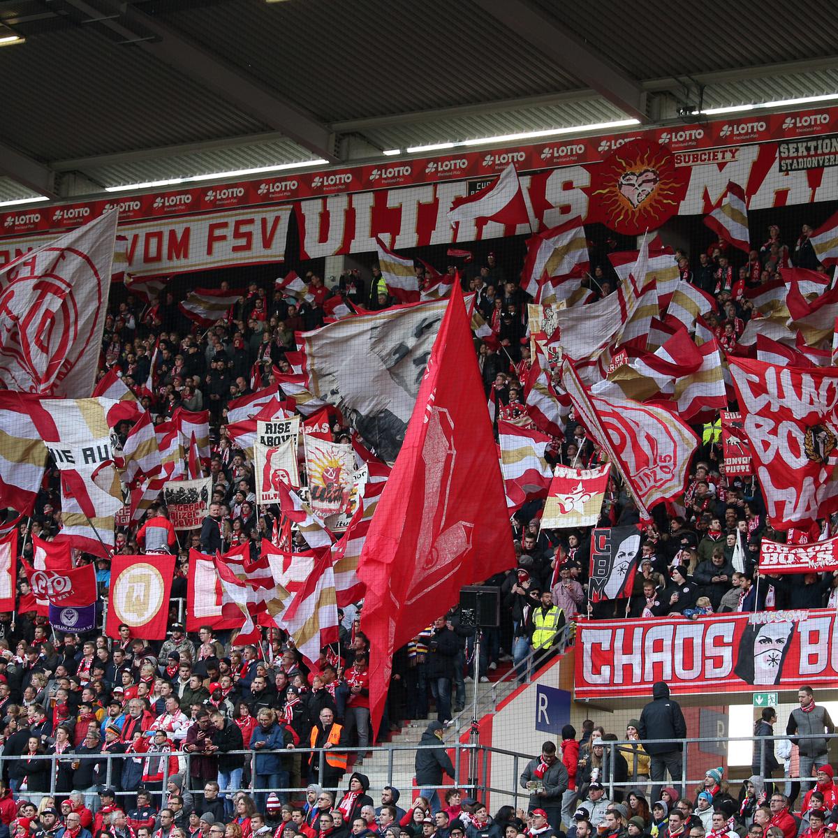 Warum die Rückkehr der 05-Ultras auf die Tribüne polarisiert