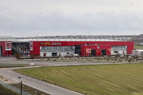 In der Opel Arena könnte bald wieder ein Bundesligaspiel angepfiffen werden. Laut Spielplan stünde für die 05er aber erst ein Auswärtsspiel in Köln an. Foto: Lukas Görlach