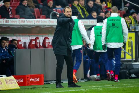 Mainz-05-Trainer Bo Svensson spricht darüber, was er beim Heimspiel gegen den VfL Bochum von seiner Mannschaft erwartet. 