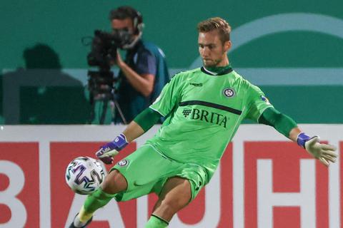 Hat sich rechtzeitig zurückgemeldet: Tim Boss ist wieder fit und dürfte anstelle des gesperrten Keepers Florian Stritzel gegen den SV Meppen im Kasten des SV Wehen Wiesbaden stehen.  Archivfoto: René Vigneron 