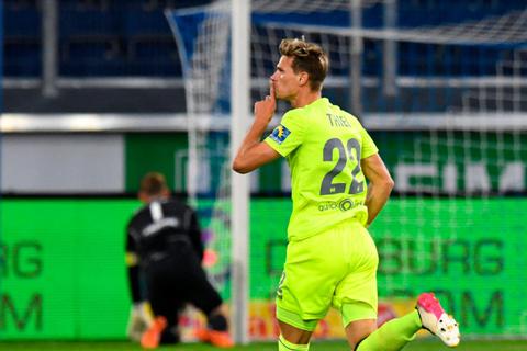 Unfassbar: SVWW-Spieler Maximilian Thiel gelingt gegen den MSV Duisburg ein Tor aus rund 50 Metern. Foto: imago 