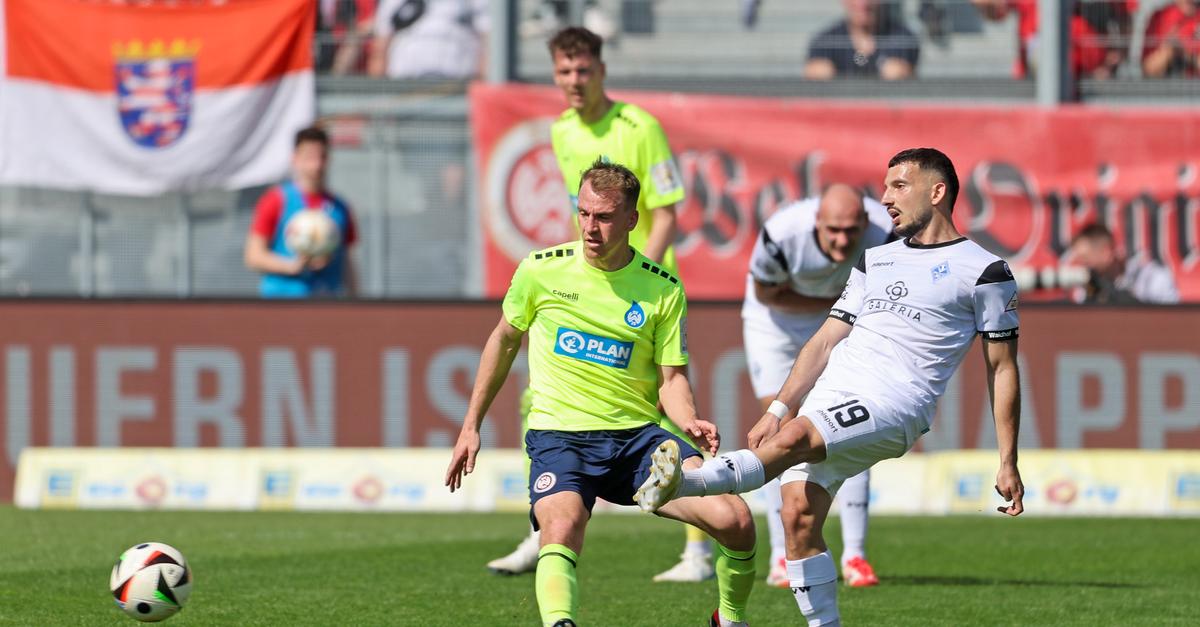 Nur ein 2:2 für den SV Wehen Wiesbaden gegen Mannheim