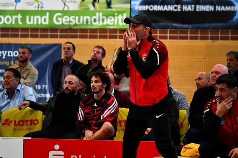 Voller Tatendrang: 88-Chefcoach David Bichinashvili.