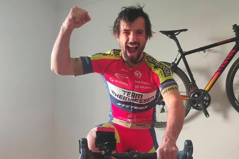 Auf der digitalen Überholspur: Christoph Thiem feiert auf der eCycling-Plattform "Zwift" große Erfolge. Foto: Thiem 