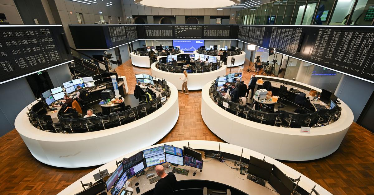 Exclusive: Federal government wants to sell off all BioNTech shares it ...